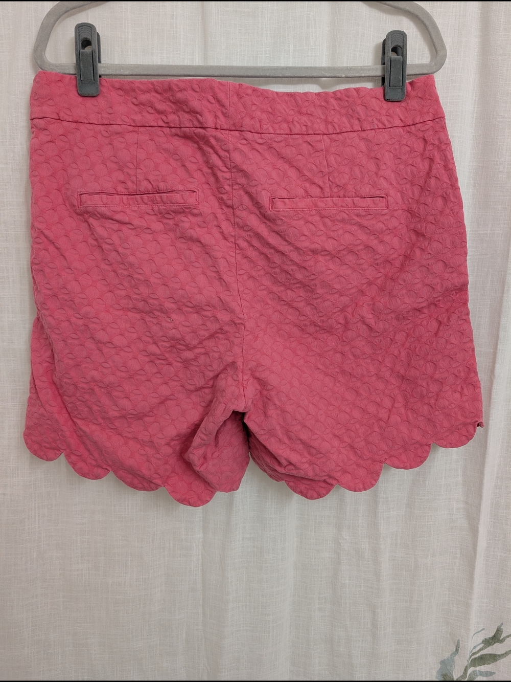 Crown & Ivy Curvy Pink Scallop Hem Textured Shorts Women’s Plus Size 14W - Picture 2 of 4